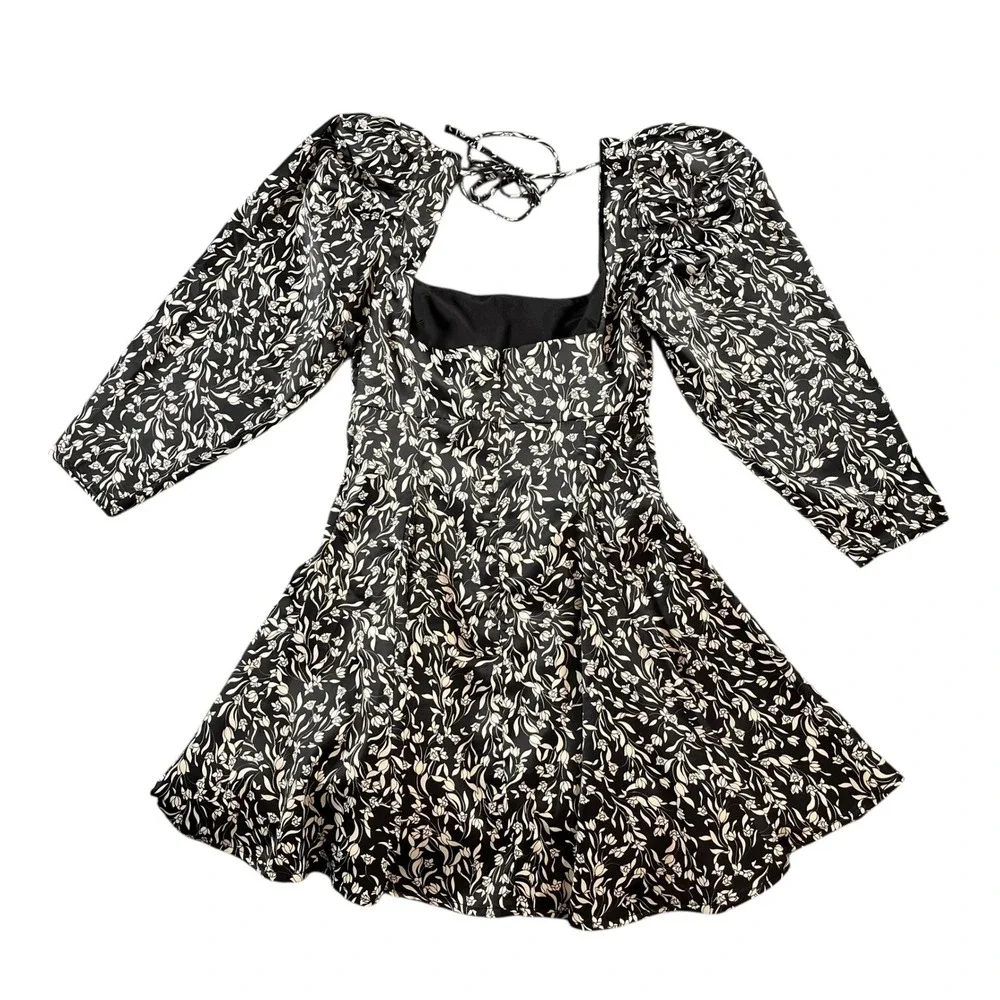 Lovers + Friends Size XS Dress Floral Print Puff Sleeve Square Neck Mini Black‎